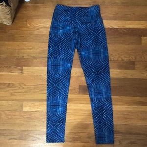 Blue leggings